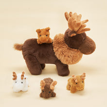 Charger l&#39;image dans la galerie, Peluches famille d&#39;orignaux – Cadeau idéal pour garçons et filles