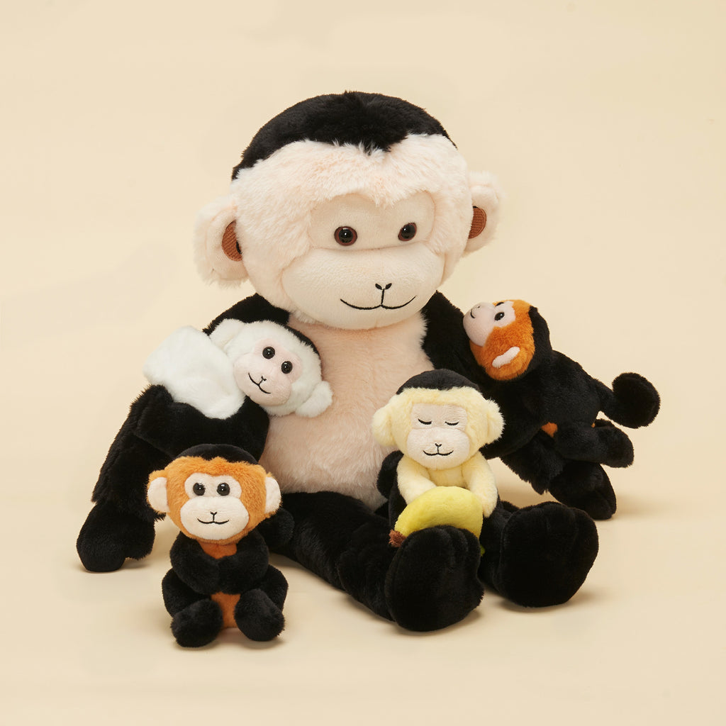 Peluche singe capucin avec 4 bébés