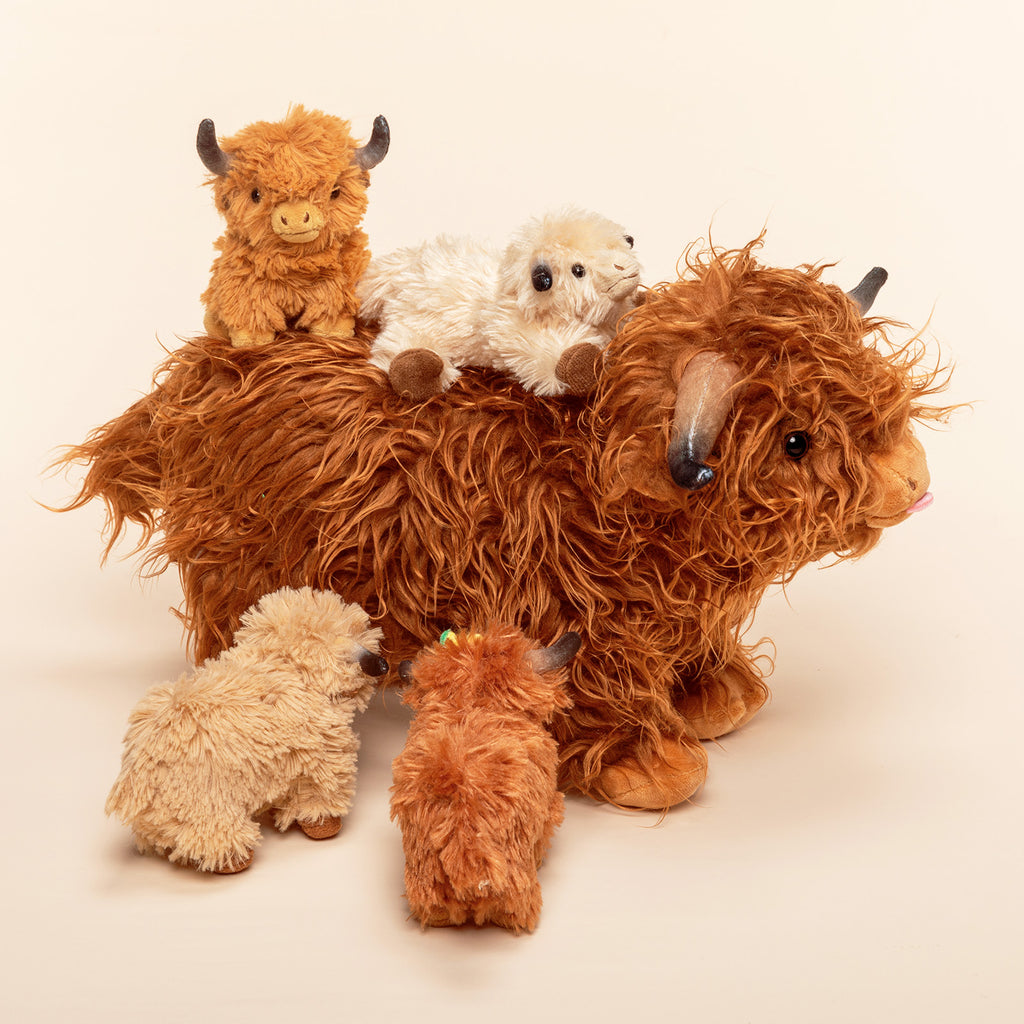 Une jolie famille d'animaux en peluche