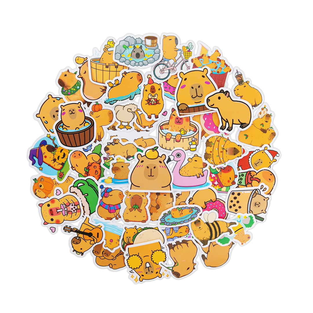 Ensemble de jouets en peluche de la famille Capybara