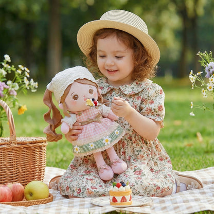 Poupée bébé en peluche personnalisée de style champêtre