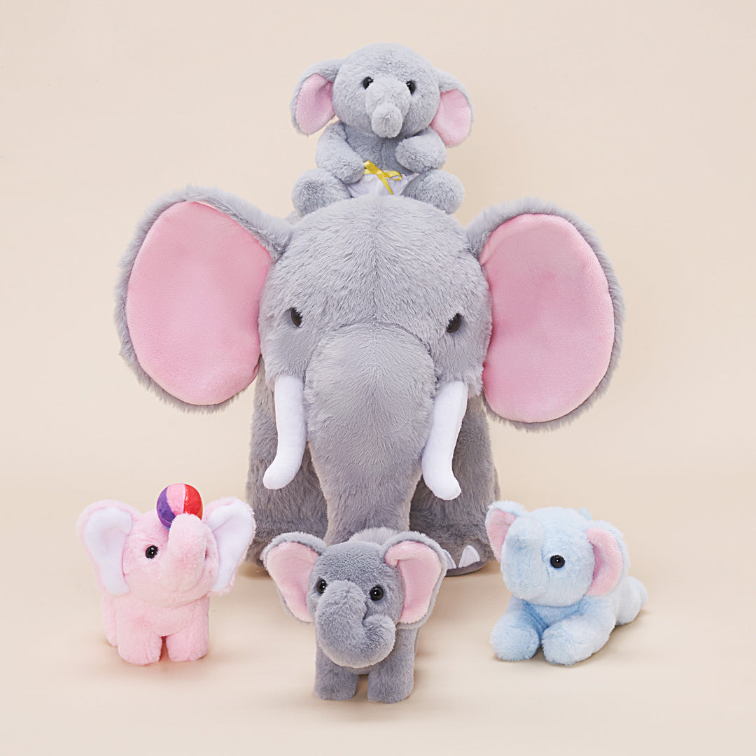 Ensemble de jouets en peluche de la famille des éléphants