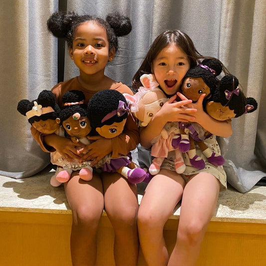 Poupée en Peluche Personnalisée Originale au Teint Foncé